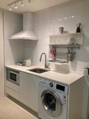 Calm&Jay | Subway 3min & Quiet 2BR Vacation rental in Seoul