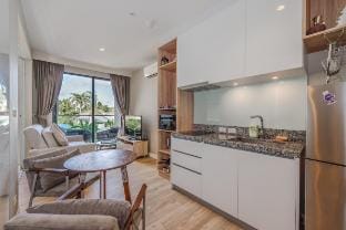*Relaxing 1BR | Pool Access, Gym &Great Vibes C216 Apartment in Choeng Thale