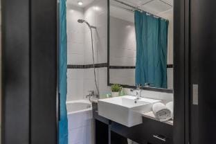 Cute Studio With Balcony, 5-min To The Beach Vacation rental in Dubai