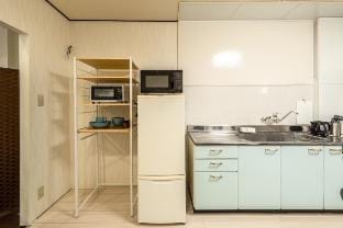 Osaka Travel ~ BIG SALE ~ 6 minutes to Namba ~ Pop Vacation rental in Osaka