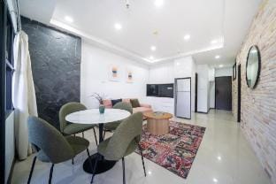 Apartment with jacuzzi - Patong Tower by Lofty Vacation rental in Patong