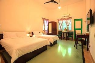 The Lexious Melaka【Pool/KTV/BBQ/10minJonker】20pax Vacation rental in Malacca
