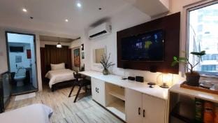 L1 Twin Bed Staycation in Bonifacio Global City Apartment in Makati