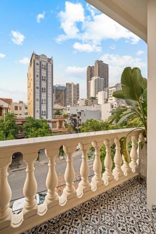 Shore House | Near My Khe Beach |City Center | Tub Villa in Da Nang