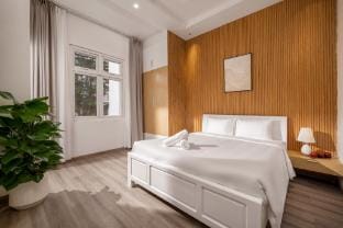 Aurora Villa | Near My Khe Beach | City Center Villa in Da Nang