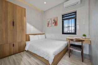 Cozy Retreat | Steps to My Khe Beach | Central Da Nang | 4th FL Vacation rental in Da Nang