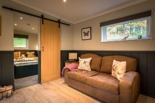 Close to nature Robins nest 1 bed lodge Vacation rental in West Somerset District