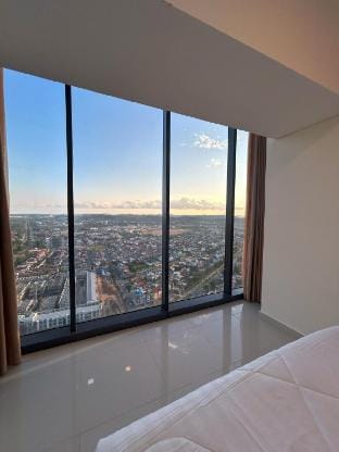Apt 2BR @53rd Floor, Netflix by SKY Vacation rental in Riau Islands, Indonesia