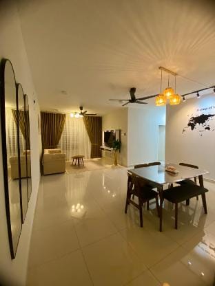 EJ HomeStay Sireh Residence Apartment Apartment in Malaysia