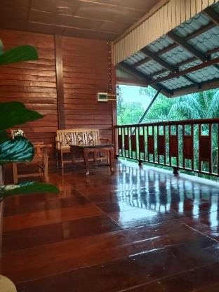 Baan จันทร์อุ้มข้าว ณ เชียงคาน Vacation rental in Vientiane Province, Laos