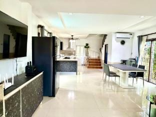 Warisa Happy Pool Villa Villa in Pattaya City