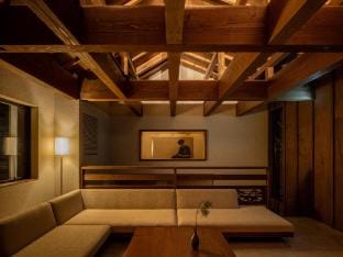 湖畔を一望するプライベートホテル / THE [] TIME FUJI Villa in Shizuoka Prefecture