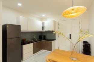 Cozy view apt | D3 center | Bright & minimalist Apartment in Ho Chi Minh City