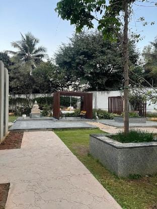 Luxury 2 BHK in Whitefield with Gym, Swimming pool Vacation rental in Bengaluru