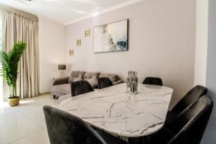 Spacious 1BR with Balcony in JLT Cluster E Apartment in Dubai