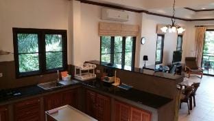 Periwinkle Villa 3 Bedroom Vacation rental in Ko Chang