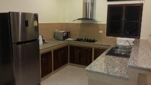 Tulip Villa, 3 bedroom Oceanview Vacation rental in Ko Chang