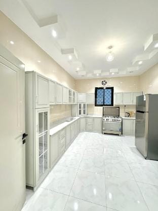 شقه للايجار فاخره وجديده  Apartment in Makkah Province