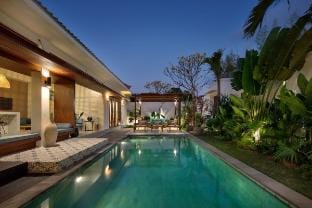Gorgeous  4 beds villa in the heart of Seminyak Vacation rental in North Kuta