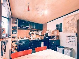 Pet OK｜1min to Station｜Private Room 3｜Rooftop Access｜4F | A Vacation rental in Osaka
