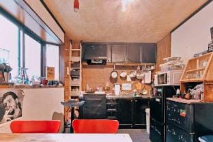 Pet OK｜1min to Station｜Private Room 3｜Rooftop Access｜4F | A Vacation rental in Osaka