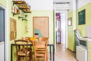 Spacious Apartment near Parthenon for 6 persons Apartment in Athens
