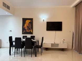 Luxury stay I 2BHKI Dubai Sports City I Canal View Vacation rental in Dubai
