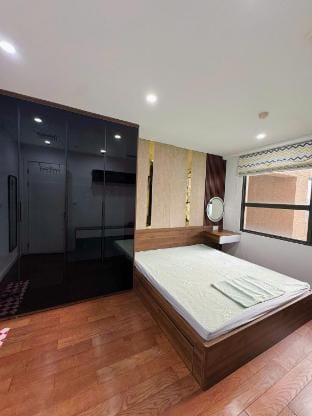 Happy House Vincom Trần Duy Hưng  Apartment in Laos