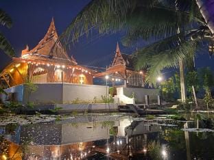 เรือนไทยวิมล คาเฟ่ Farm Stay in Thailand