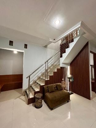 Griya Adem Royal Mansion Vacation rental in Special Region of Yogyakarta