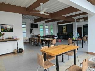 The Elizabeth Hotsprings Vacation rental in Calabarzon