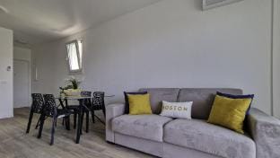 Cozy flat with balcony and parking Apartment in Bibione