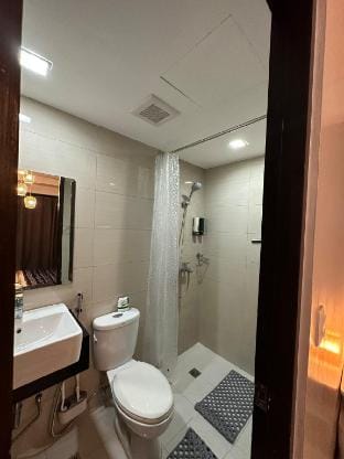 BGC Mckinley Staycation Vacation rental in Makati