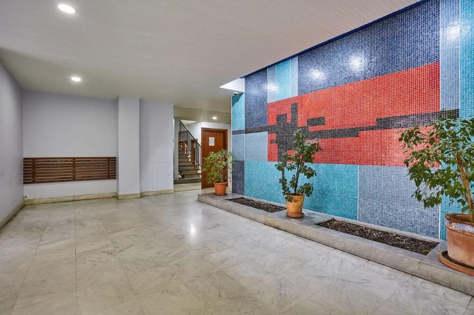 Superb AC Apartment  Champs de Mars Eiffel Tower Apartment in Paris