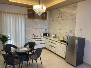 Walnut kussowlie love & joy Vacation rental in Himachal Pradesh
