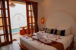 La Rylin Villa | 1BR Private Pool Villa Villa in Kuta