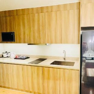 Luxury Suite at Novotel Manila @Acqua w/ free pool Vacation rental in Mandaluyong