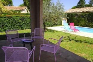 Holiday Home with Pool, Vaison-la-Romaine Vacation rental in Provence-Alpes-Côte d'Azur