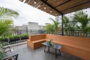 Sunset & Train View | Rooftop Terrace|6BR|Elevator Vacation rental in Hanoi