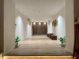 Panoramic City View|NearTrainSt| Elevator|6BR 4BA Vacation rental in Hanoi