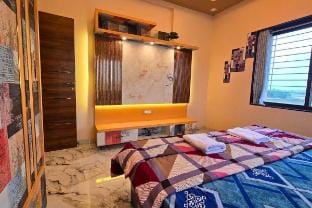 Lux Pvt Pool, Rain Dance, Near Bhimashankar, Pets! Villa in Maharashtra