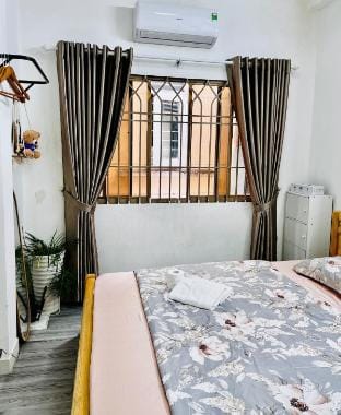 Big Window Room near Bui Vien str. Private WC Vacation rental in Ho Chi Minh City