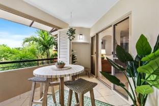 Pineapple Palms - Resort  9 Pools   Gym Apartment in Cairns