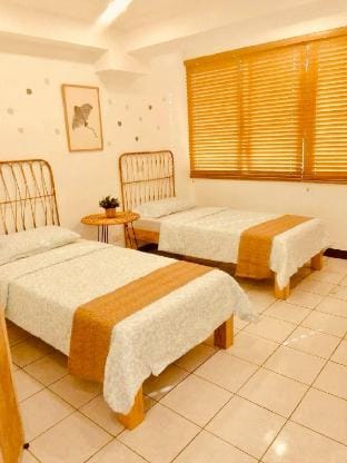 Harold's Mansion Superior room 201 Apartment in Dumaguete