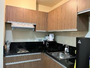 Bayfront near Airport| Okada| PICC|MOA-free Pool  Vacation rental in Pasay