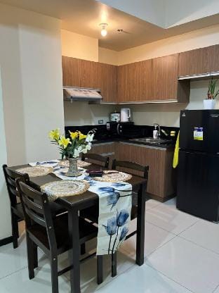 Bayfront near Airport| Okada| PICC|MOA-free Pool  Vacation rental in Pasay