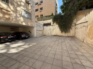 Classic flat in upscale Abdoun Vacation rental in Africa