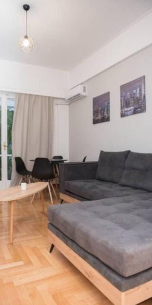 The Athenian Chic Apartment in Athens