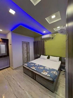 The Blue Shine Guest House Vacation rental in Varanasi