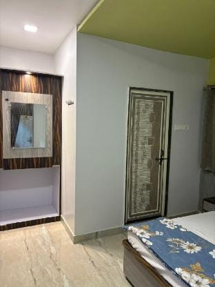 The Blue Shine Guest House Vacation rental in Varanasi